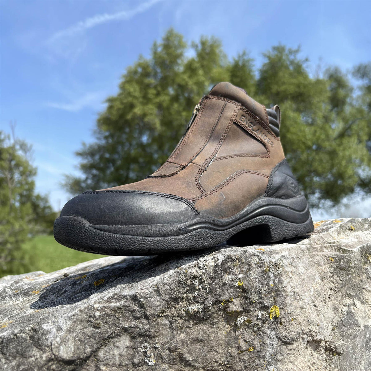 Atlas Zip-Front Yard Boots