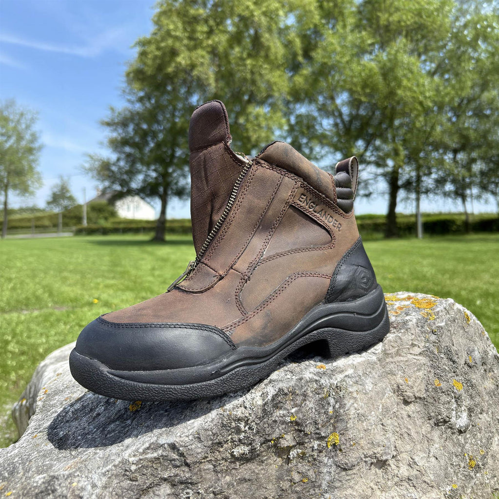 Atlas Zip-Front Yard Boots