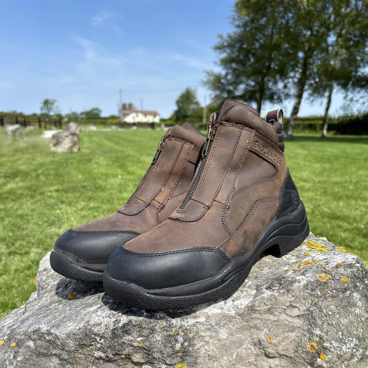 Atlas Zip-Front Yard Boots