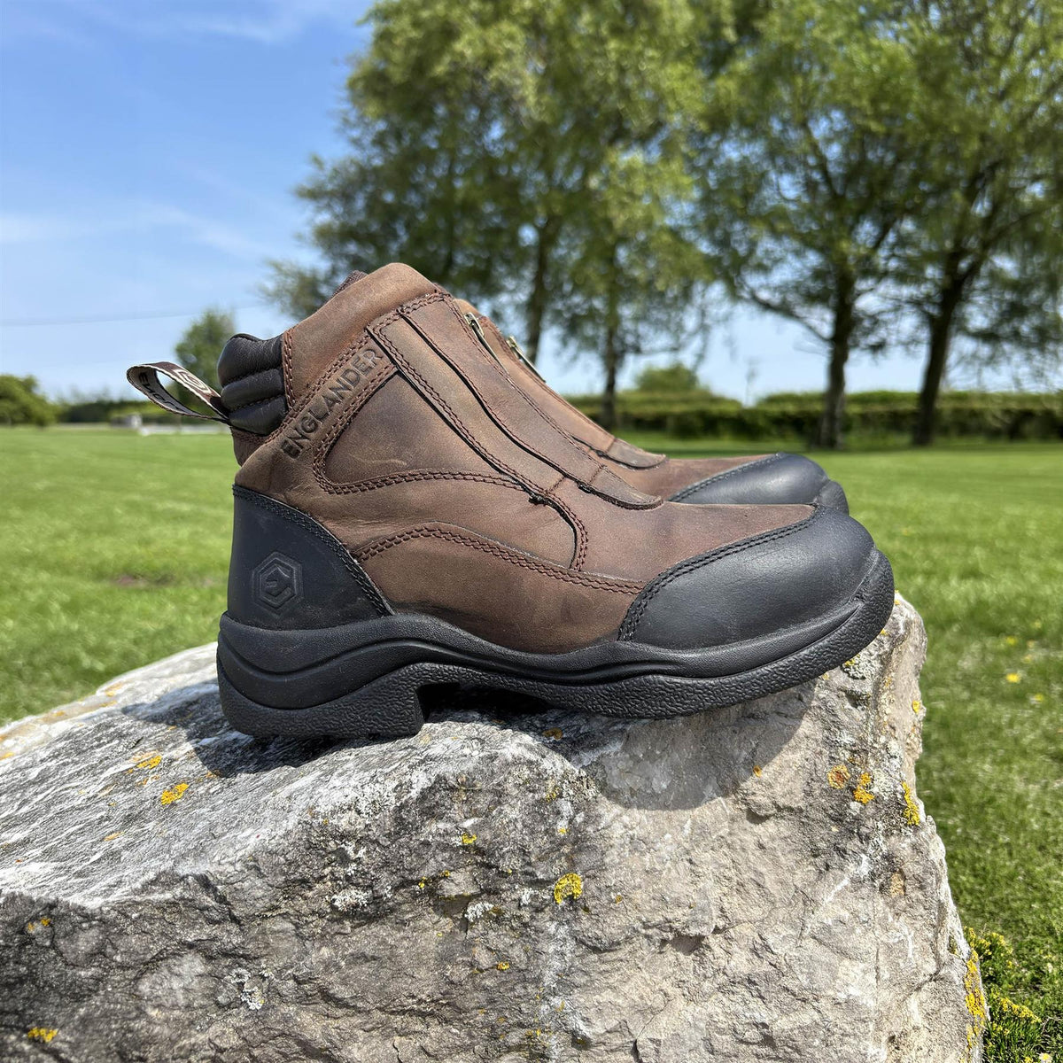 Atlas Zip-Front Yard Boots